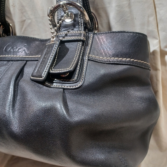 Coach soho tote - Picture 4 of 11